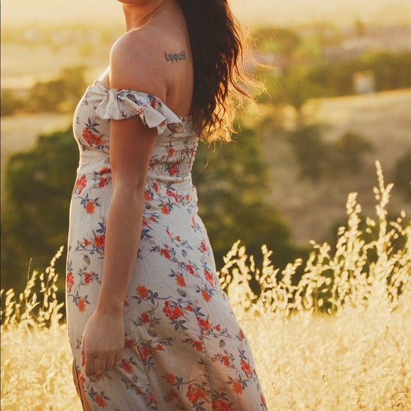 Off The Shoulder/Strapless Floral Maxi Dress - Picture 3 of 5
